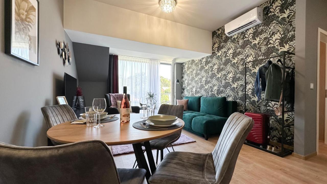 Linden Apartman 107 Glamour (Adults Only) Mosonmagyarovar Ngoại thất bức ảnh
