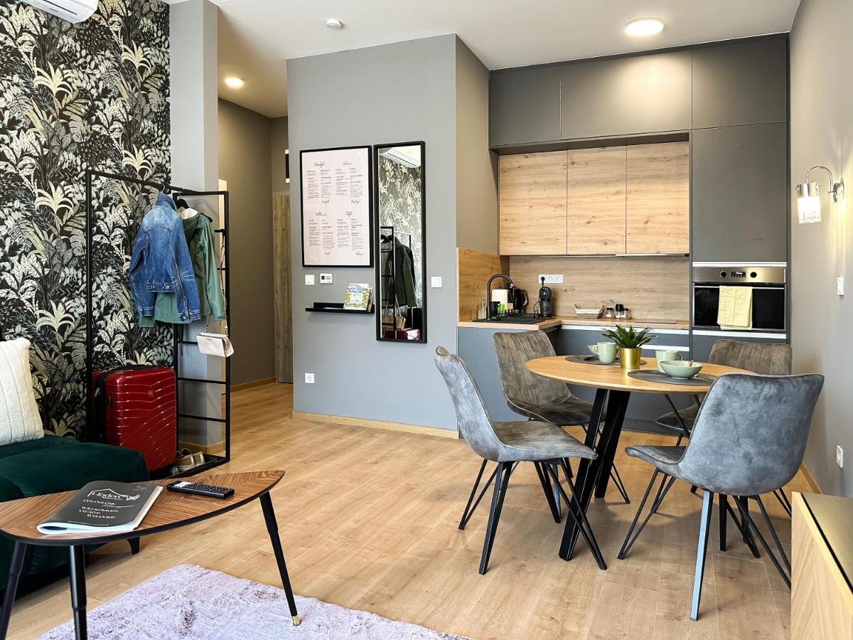 Linden Apartman 107 Glamour (Adults Only) Mosonmagyarovar Ngoại thất bức ảnh